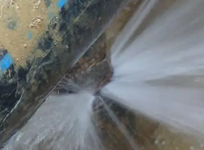 龙沙卫生间测漏水施工步骤